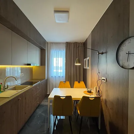Ada Homes 02 *